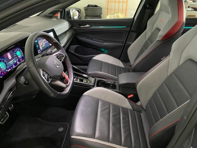 Volkswagen Golf VIII GTI 2.0 TSI DSG PANO+LEDER+HUD