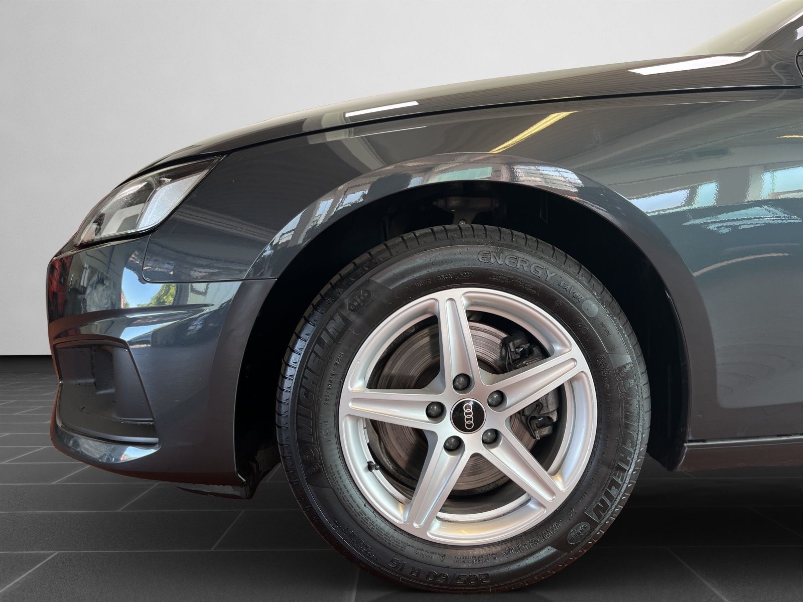 Audi A4 Avant 35 TDI S tronic - Samsaru's Car Outlet