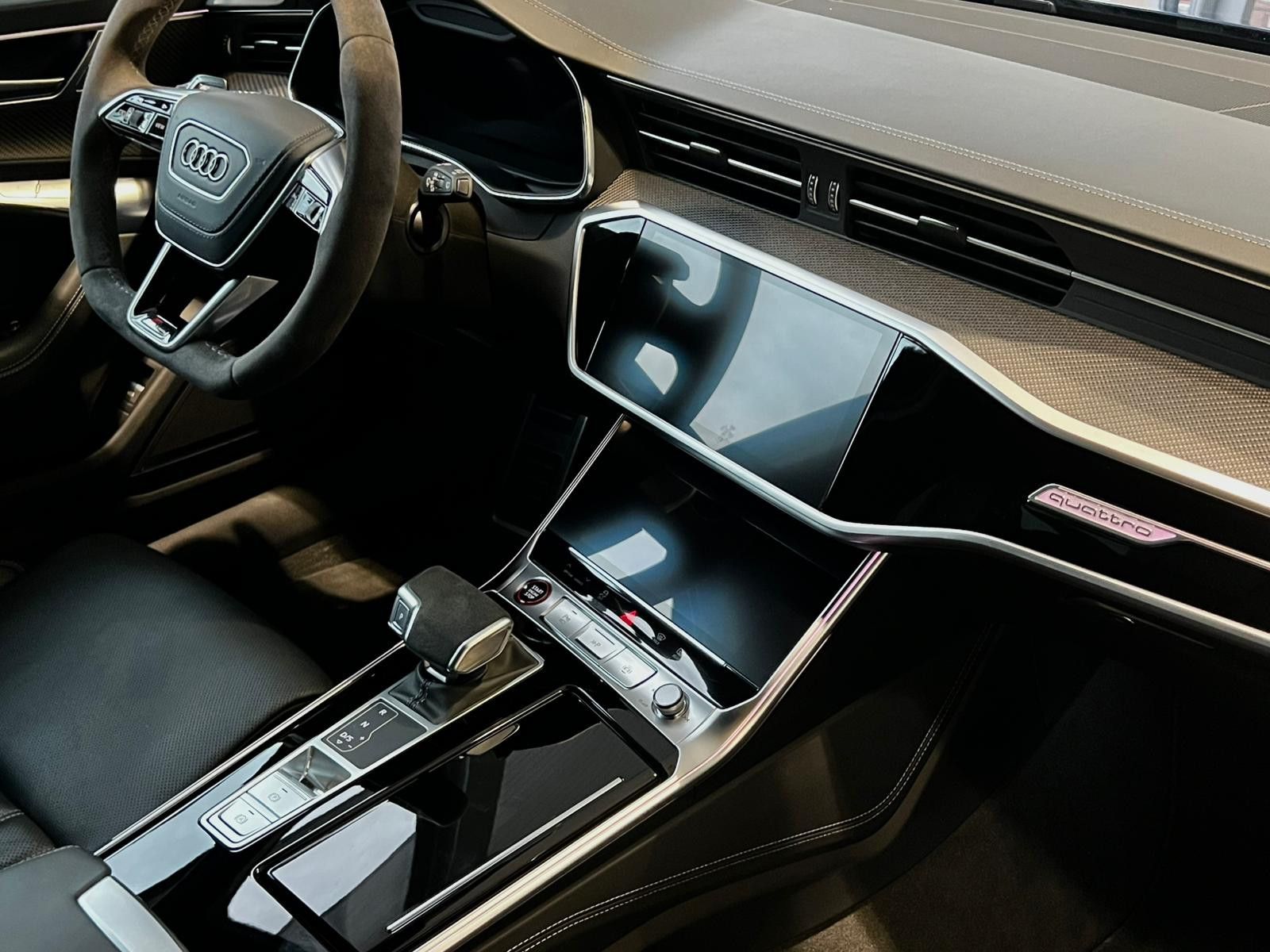 Audi RS6 qu. performance 4.0 TFSI"Laser/Head-Up/Pano"