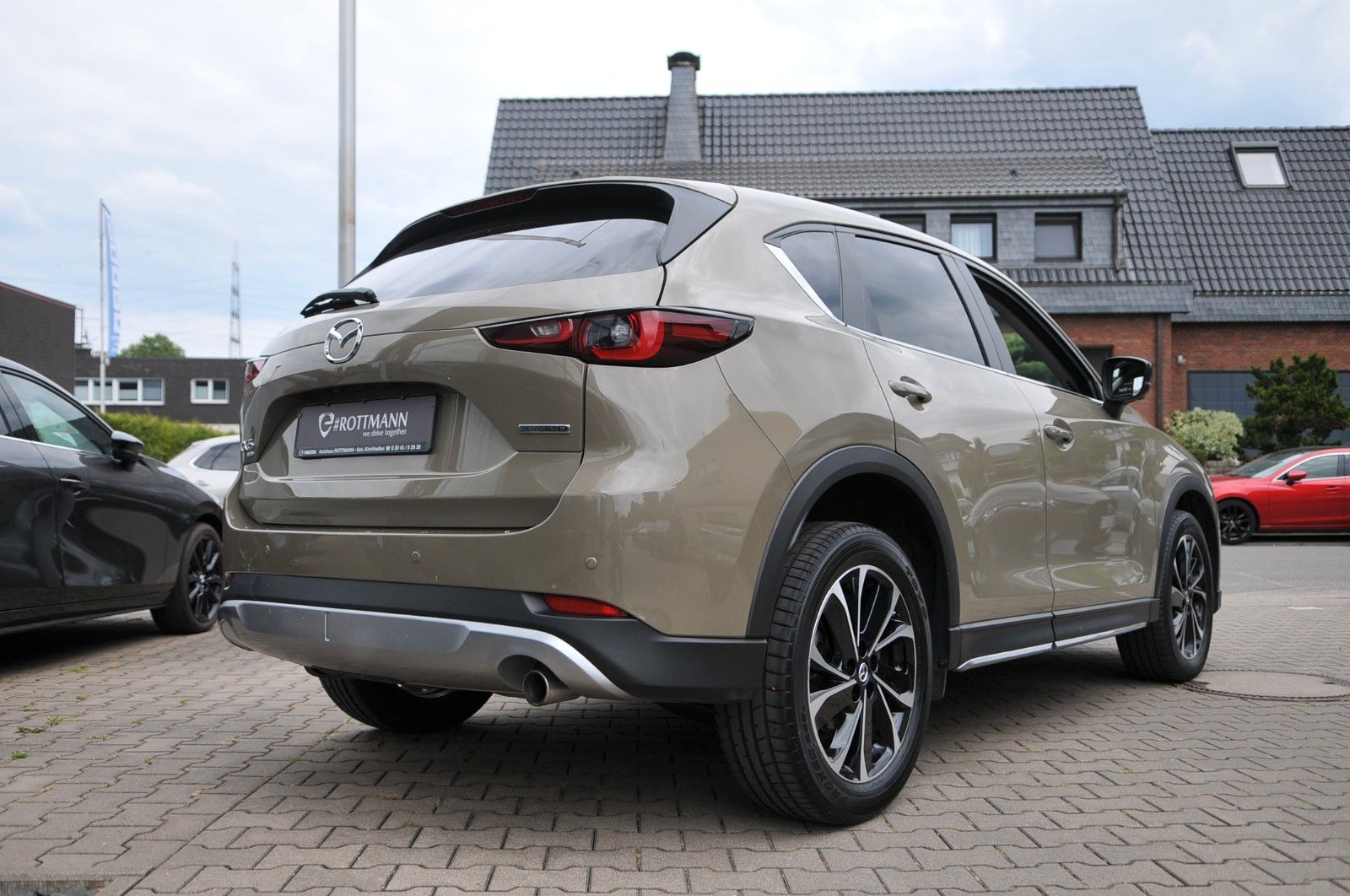 Mazda CX-5 SoMo SKYACT-D184 Aut.AWD Newground 360°/AHK