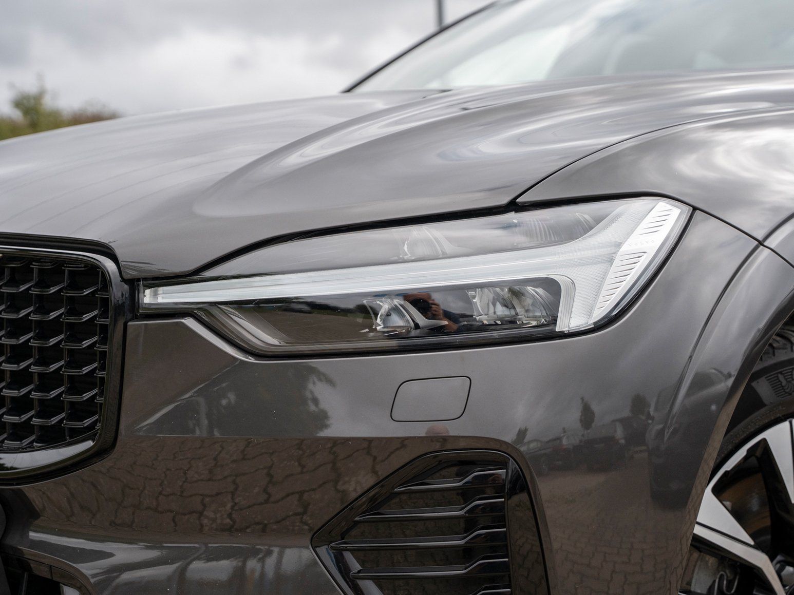 Volvo XC 60 B4 AWD Plus Dark