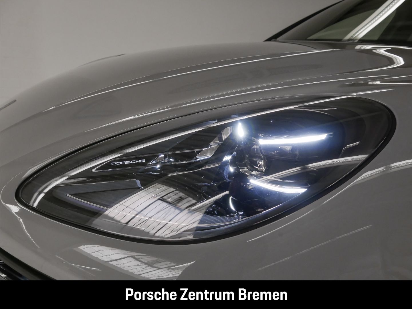 Porsche Macan S - Samsaru's Car Outlet