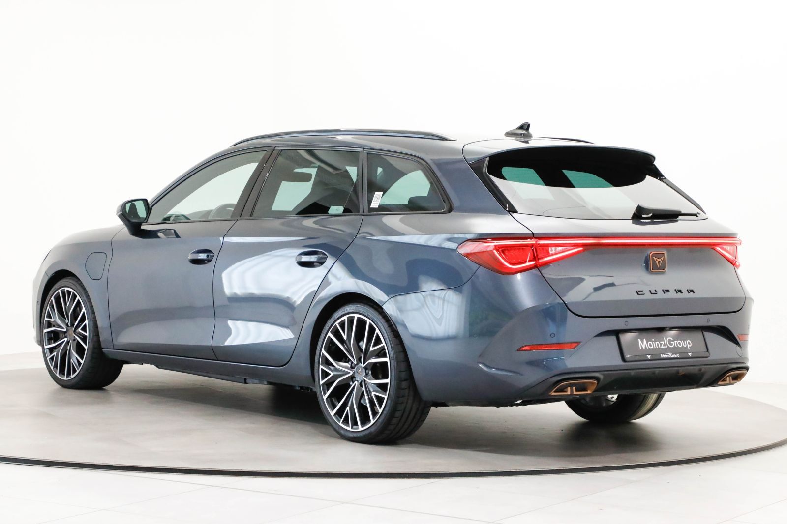 Seat Leon ST 1.4 eTSI DSG VZ AHK SHZ ACC Kam. Beats