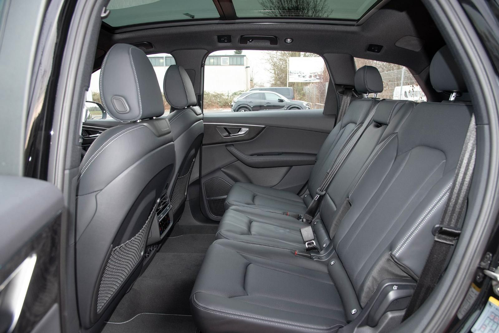 Audi Q7 45 TDI  S-LINE COMFORT *7-SITZ*MASSAGE*MATRIX