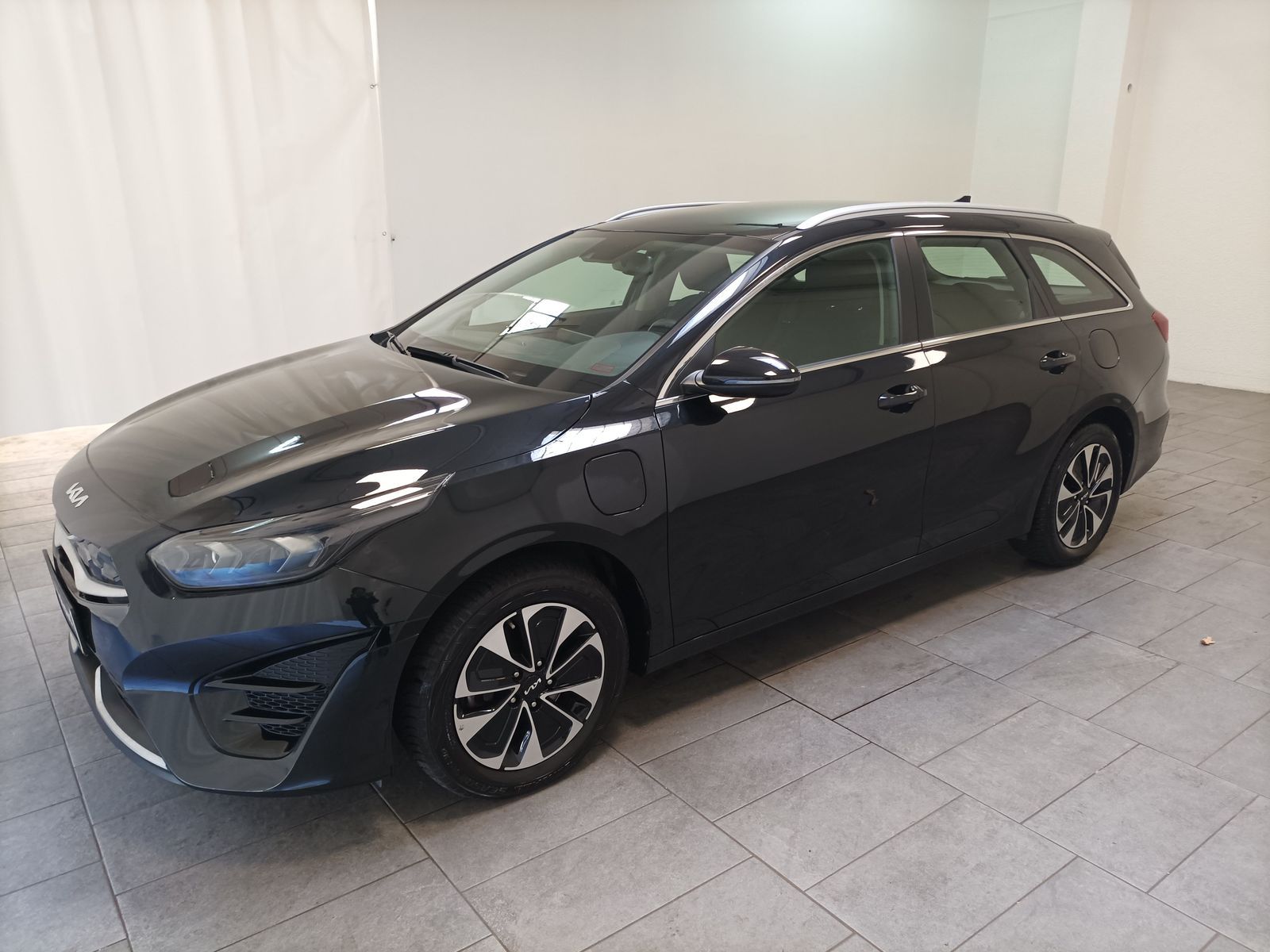 Kia Ceed 1.6 Vision - Samsaru's Car Outlet