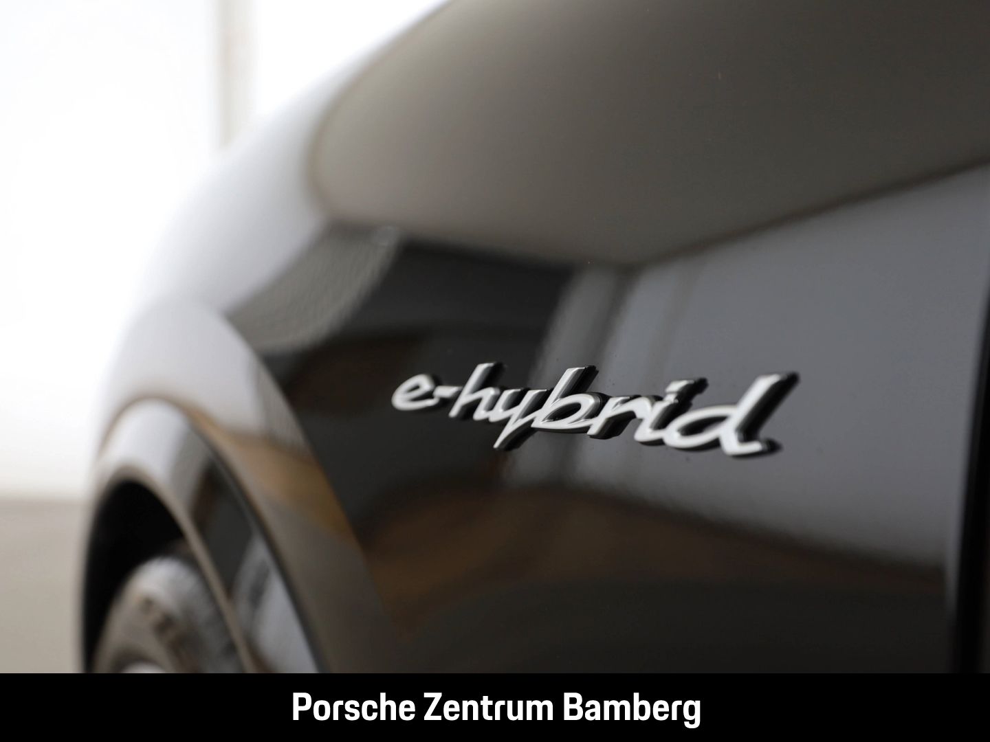 Porsche Cayenne E-Hyb./ 18-Wege/ 22 Zoll/ BOSE/ Hinterac