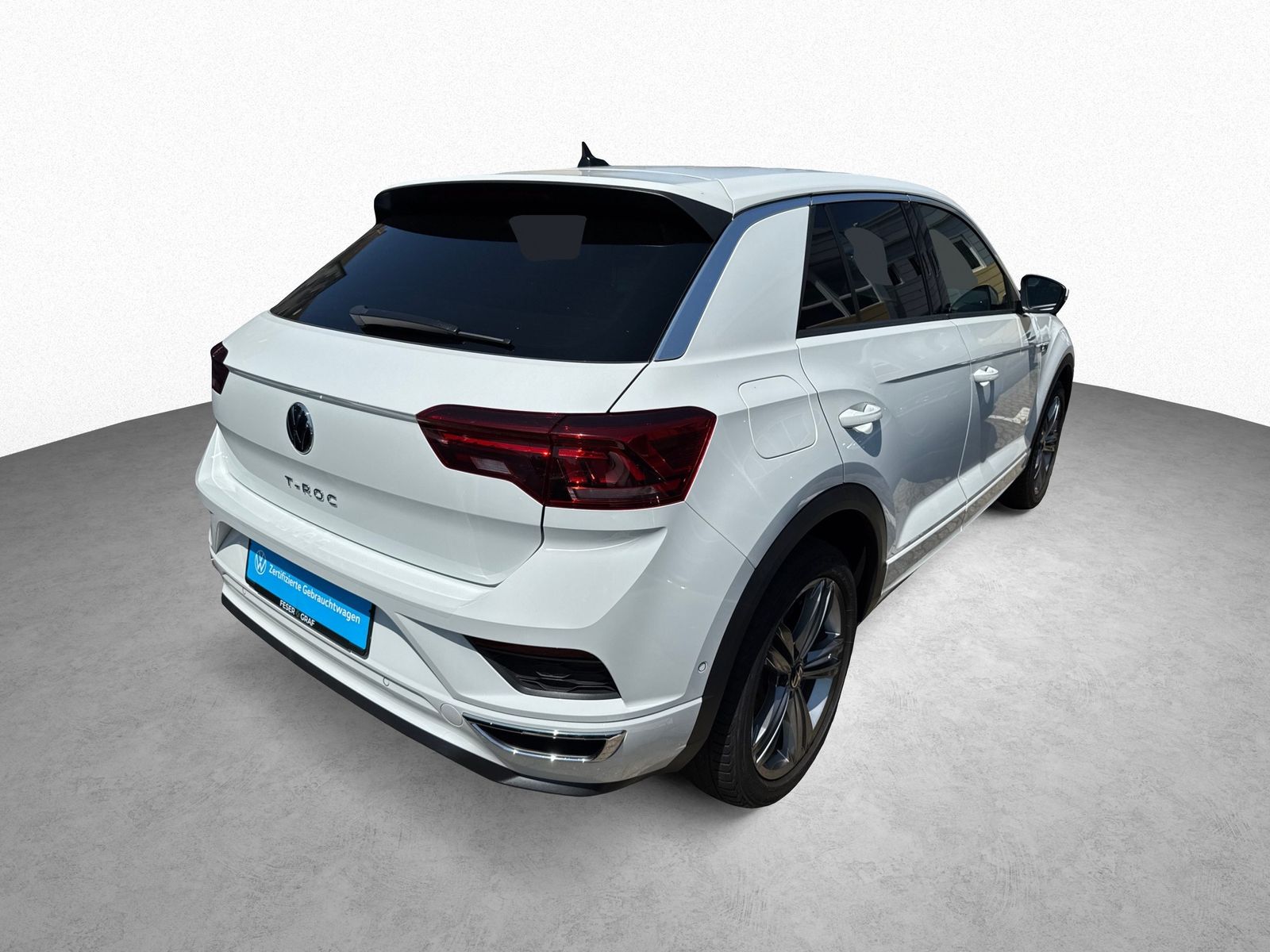 Volkswagen T-Roc 1.5 TSI R-Line - Samsaru's Car Outlet