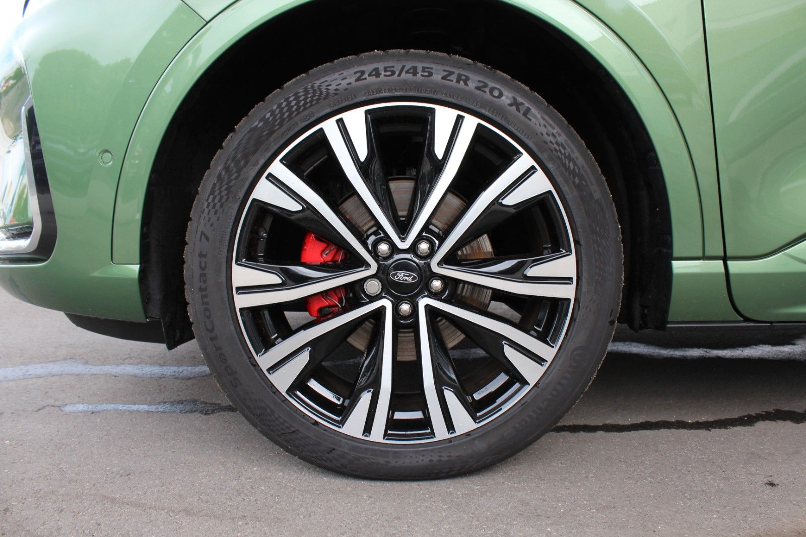 Ford Kuga ST-Line X 2.5 FHEV Allrad - Samsaru's Car Outlet