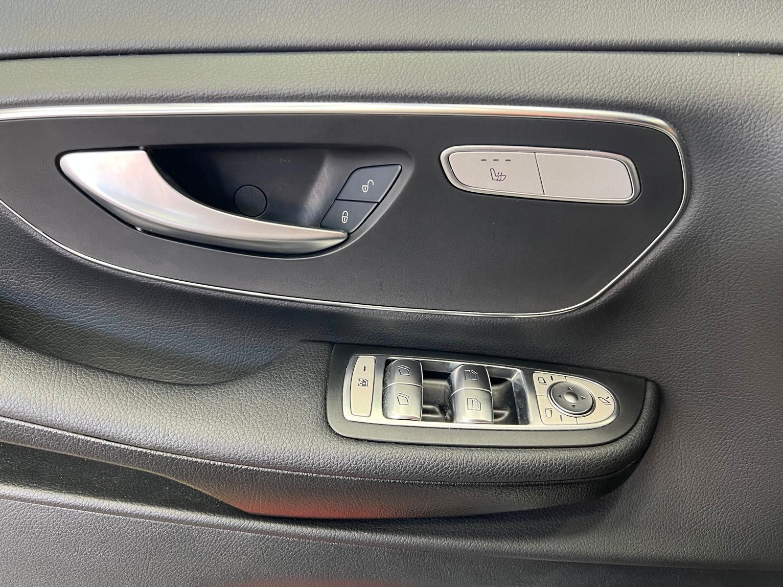 Mercedes-Benz V 220 V -Klasse V 220d 4MATIC lang - Samsaru's Car Outlet