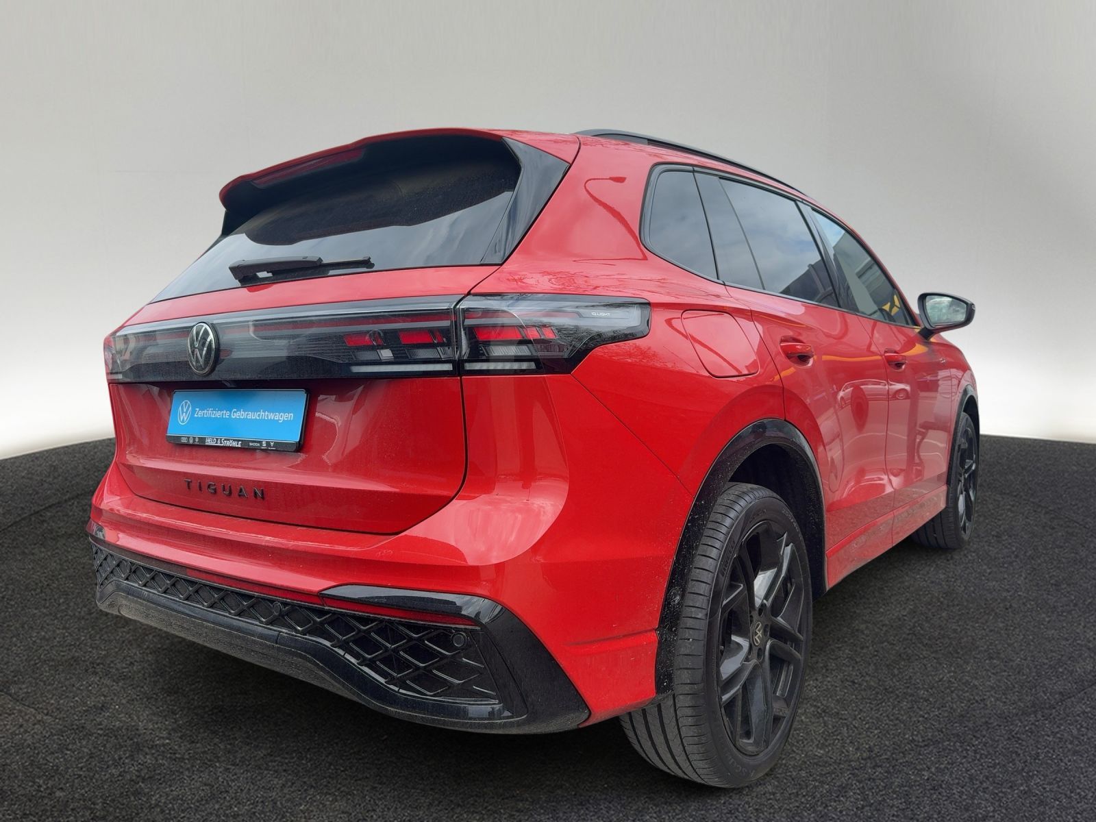 Volkswagen Tiguan R-Line Black Style TSI eHybrid AHK PANO
