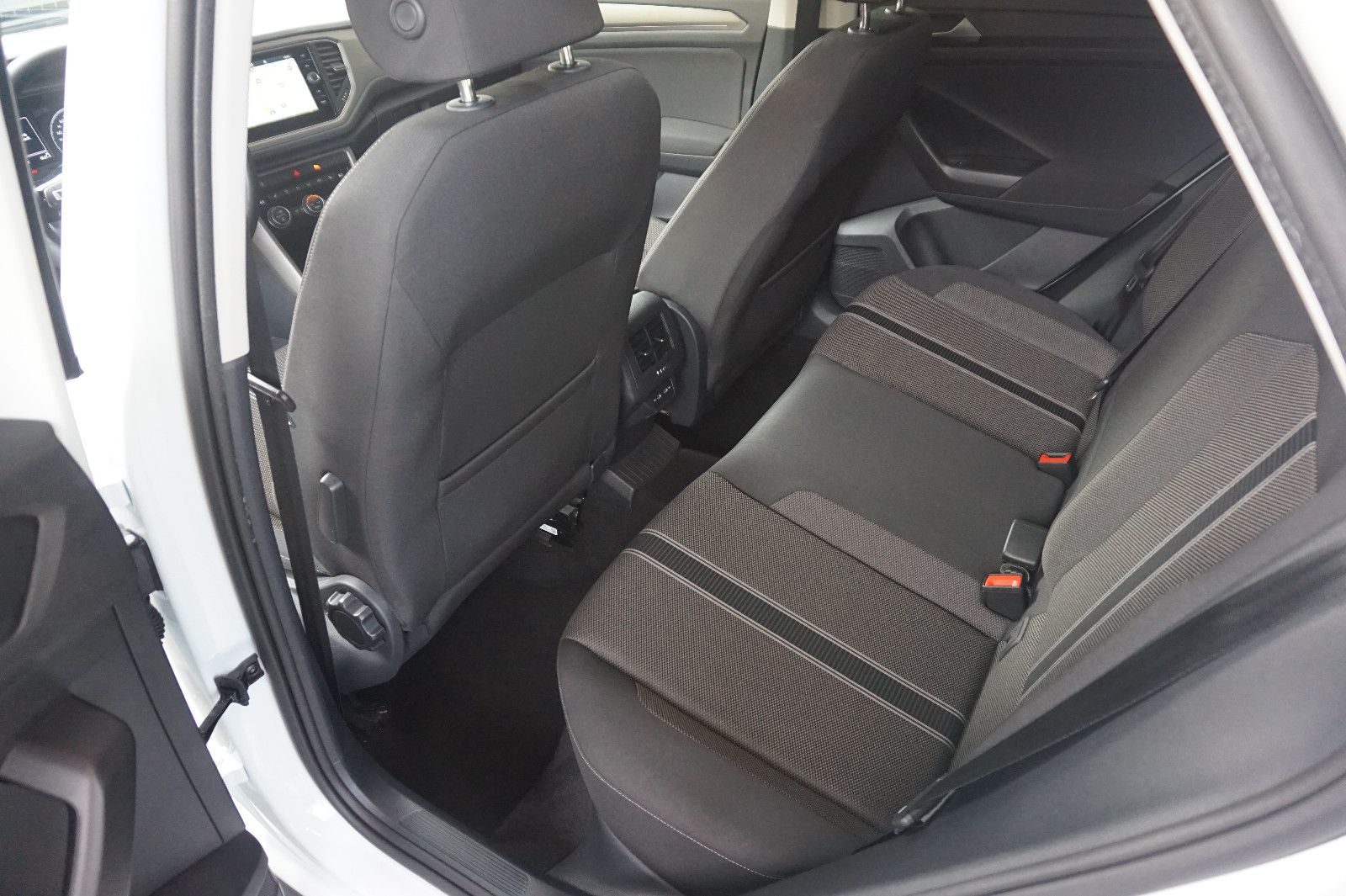 Volkswagen T-Roc Style - Samsaru's Car Outlet
