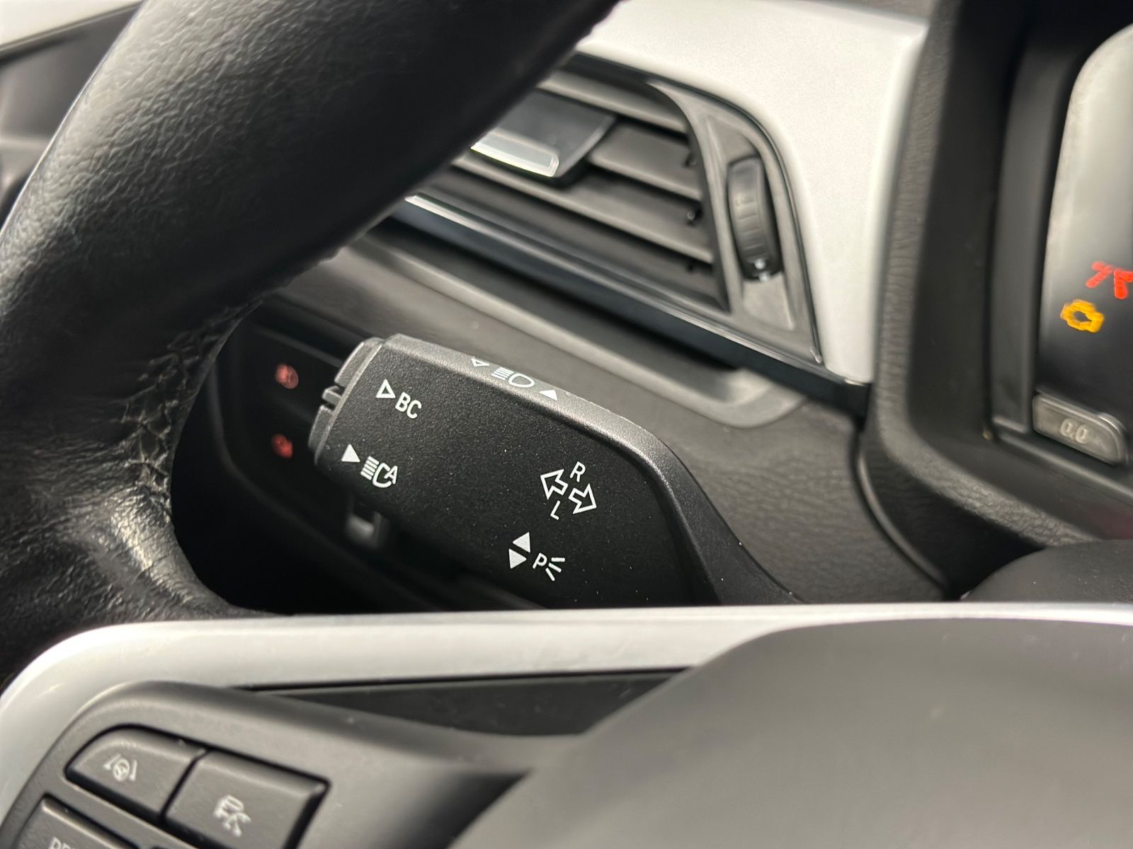 BMW X1 xDrive 25 e Hybrid - Samsaru's Car Outlet