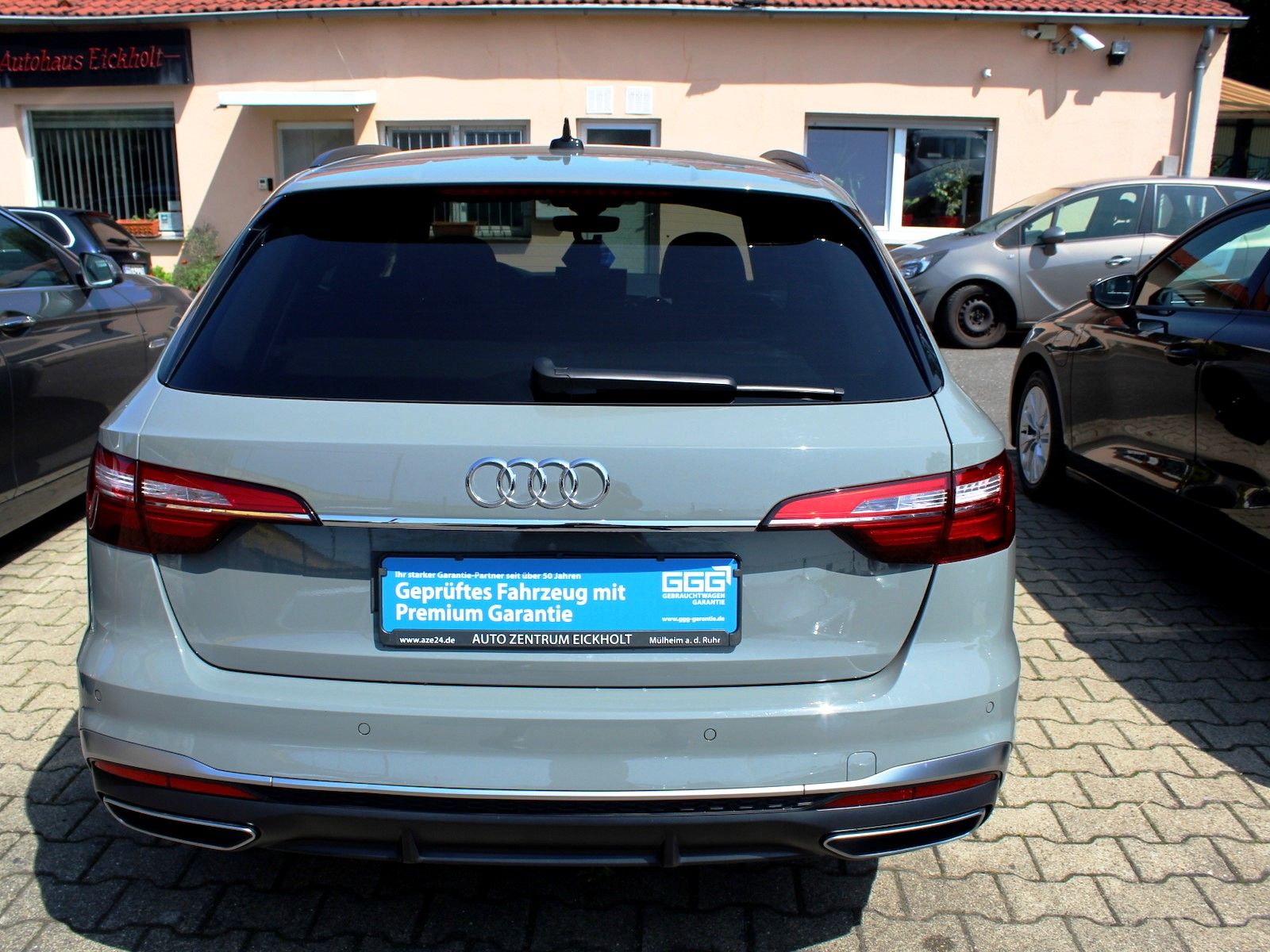 Audi A4 35 TFSI S line - Samsaru's Car Outlet
