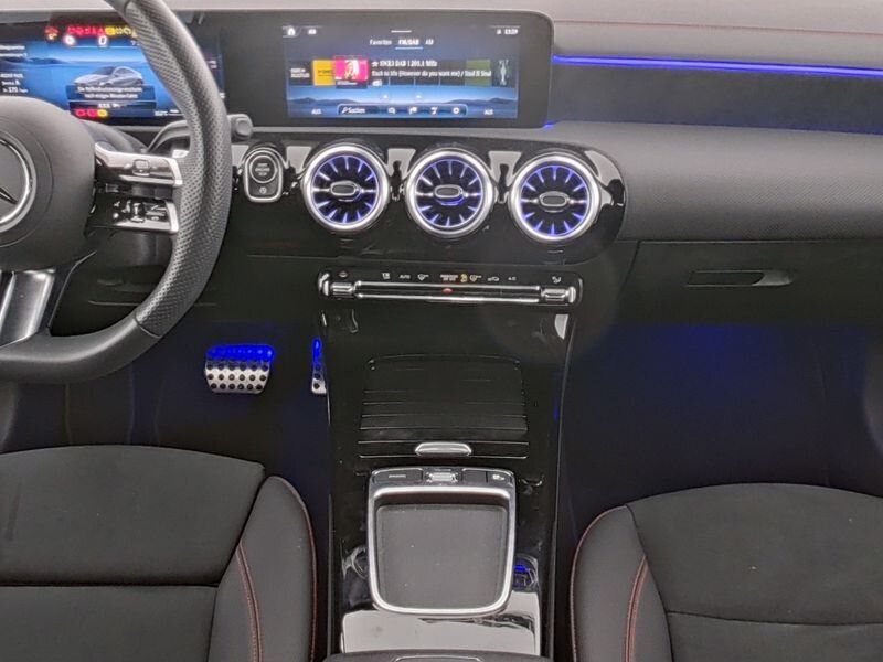 Mercedes-Benz CLA 220 4M Coupé AMG - Samsaru's Car Outlet
