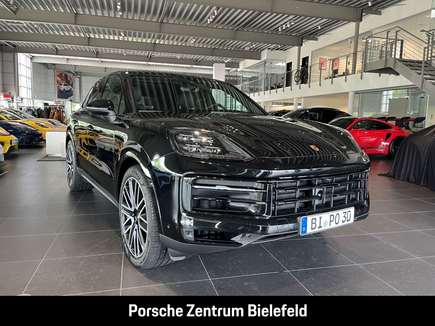 Porsche Cayenne BOSE LED-Matrix Panoramadach Luftfederun