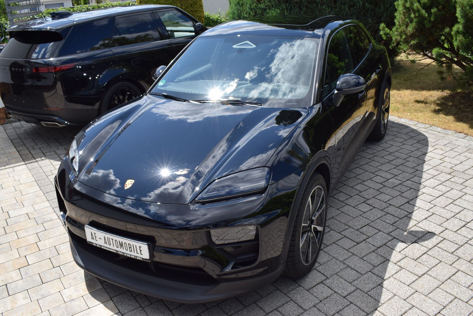 Porsche Macan Electric - Samsaru's Car Outlet