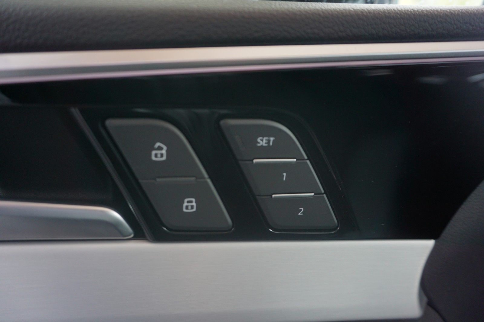 Audi A5 Cabriolet 40 TFSI quattro S line LaserAHK ACC