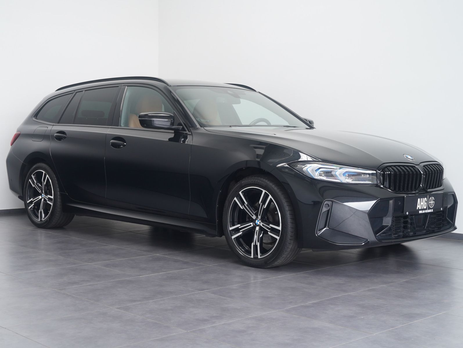 BMW 320 i Touring M Sport ACC/STOP&GO/HEAD-UP/360°