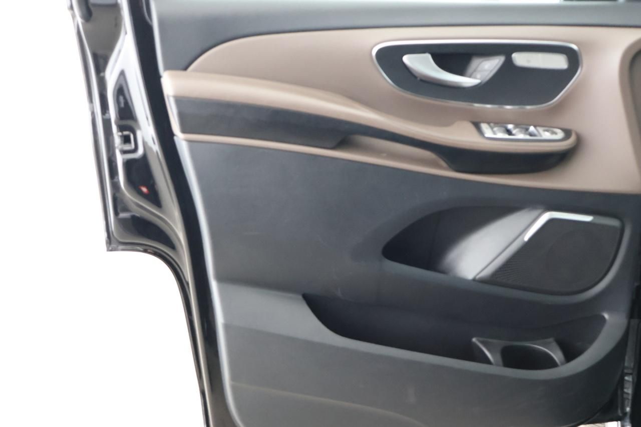 Mercedes-Benz V 250 d Avantgarde Lang AMG - Samsaru's Car Outlet