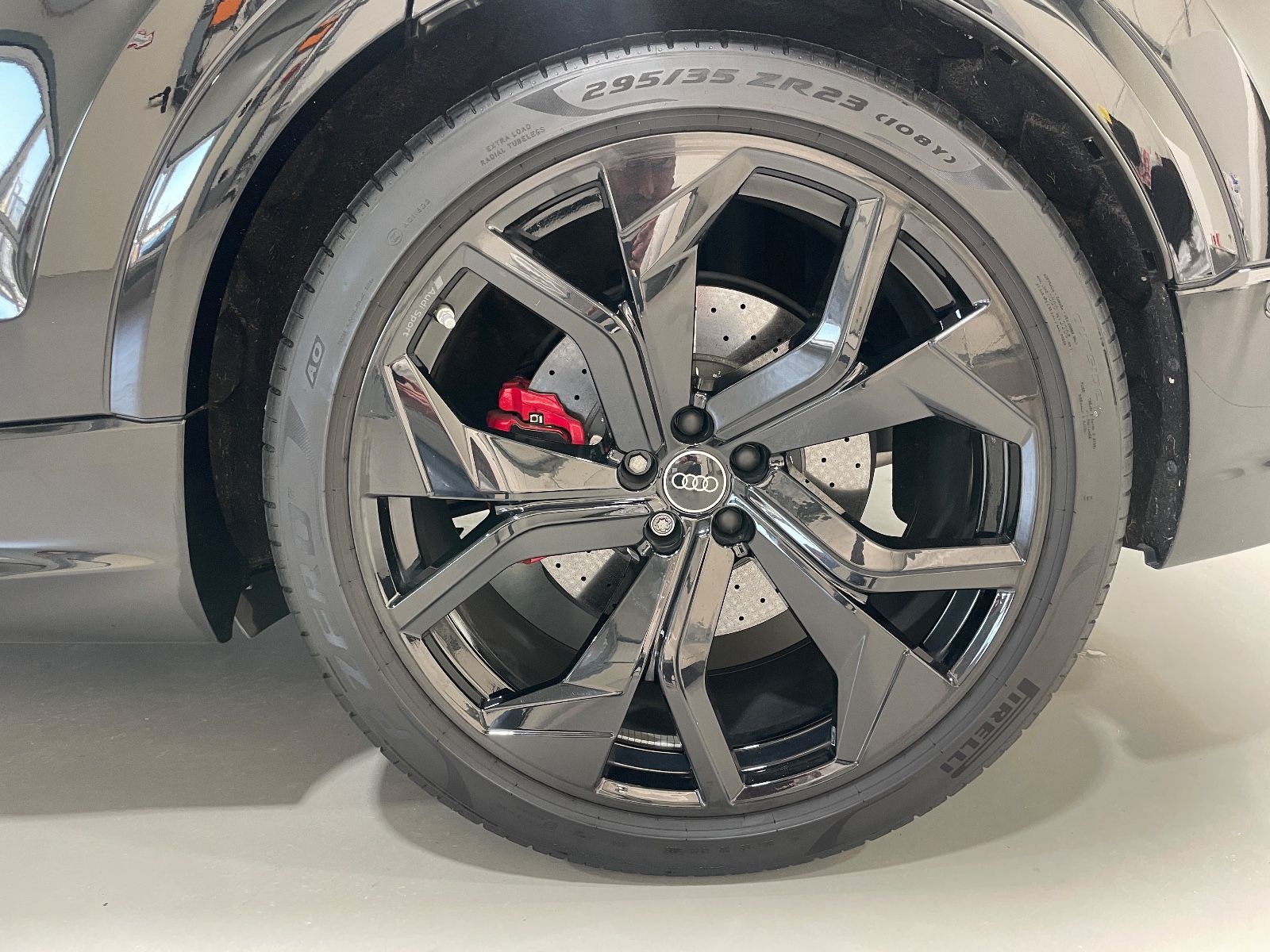 Audi RSQ8/Keramik/Carbon/Pano/RS-Dynm-Pkt/APR-720PS