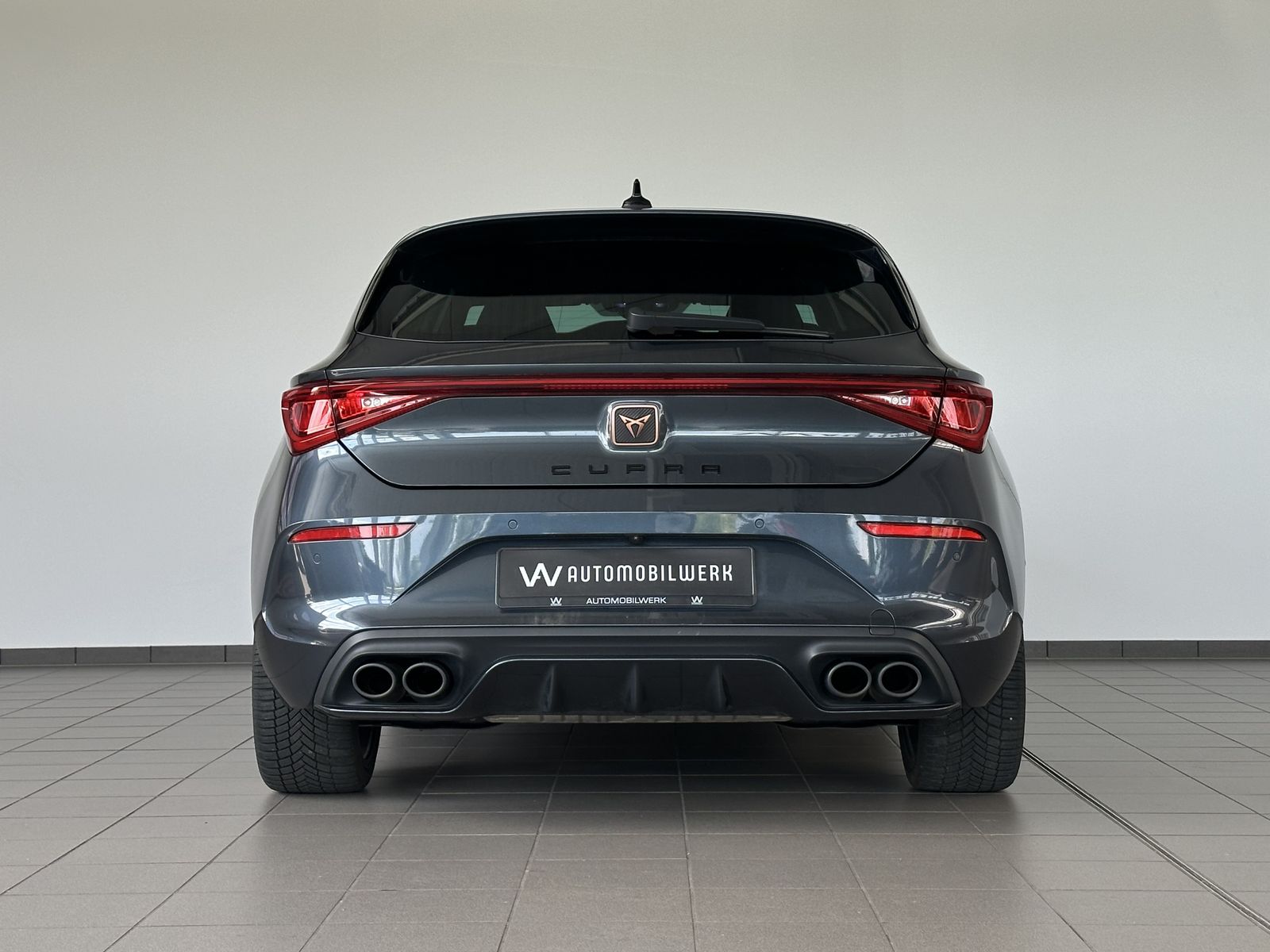Cupra Leon VZ 2.0 TSI - Samsaru's Car Outlet