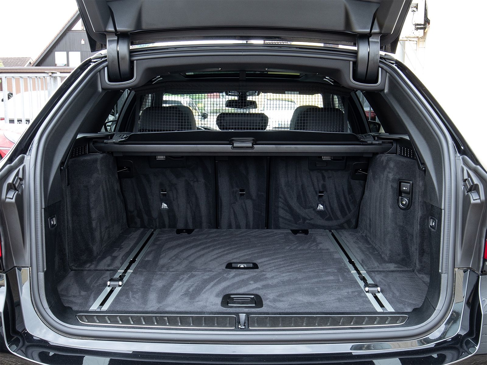BMW 530d Touring M-Sport 360°StandH.HuD Laser H&K...