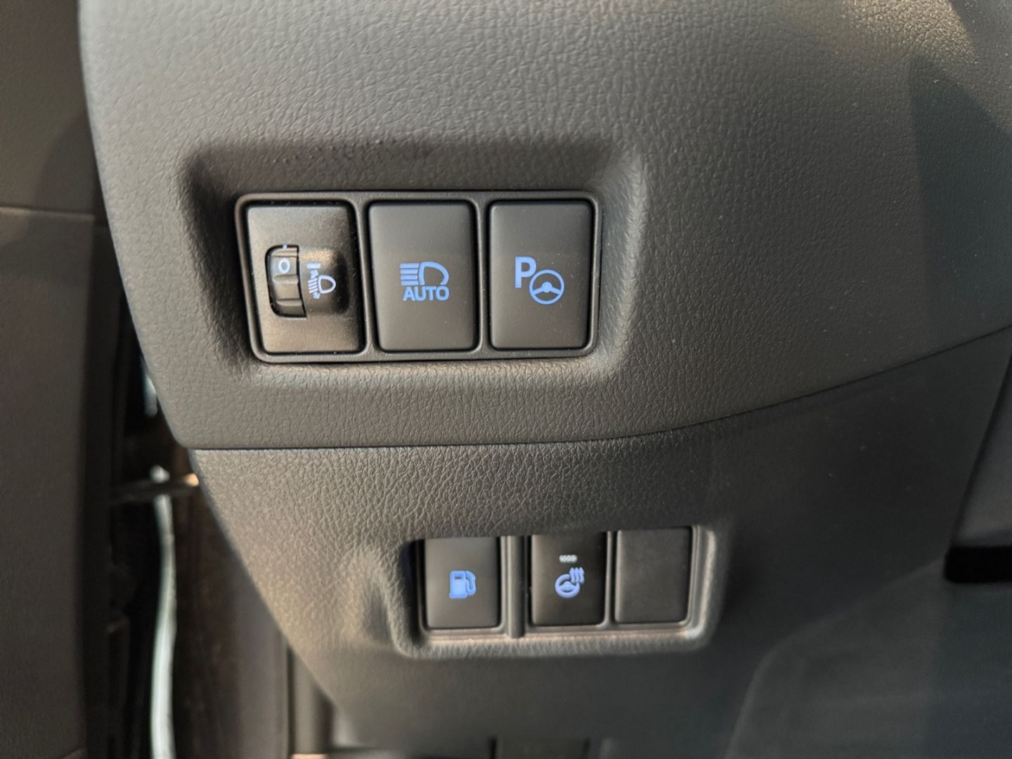 Toyota C-HR 2.0 Hybrid Team D *LED*Navi*CAM*CarPlay*SHZ