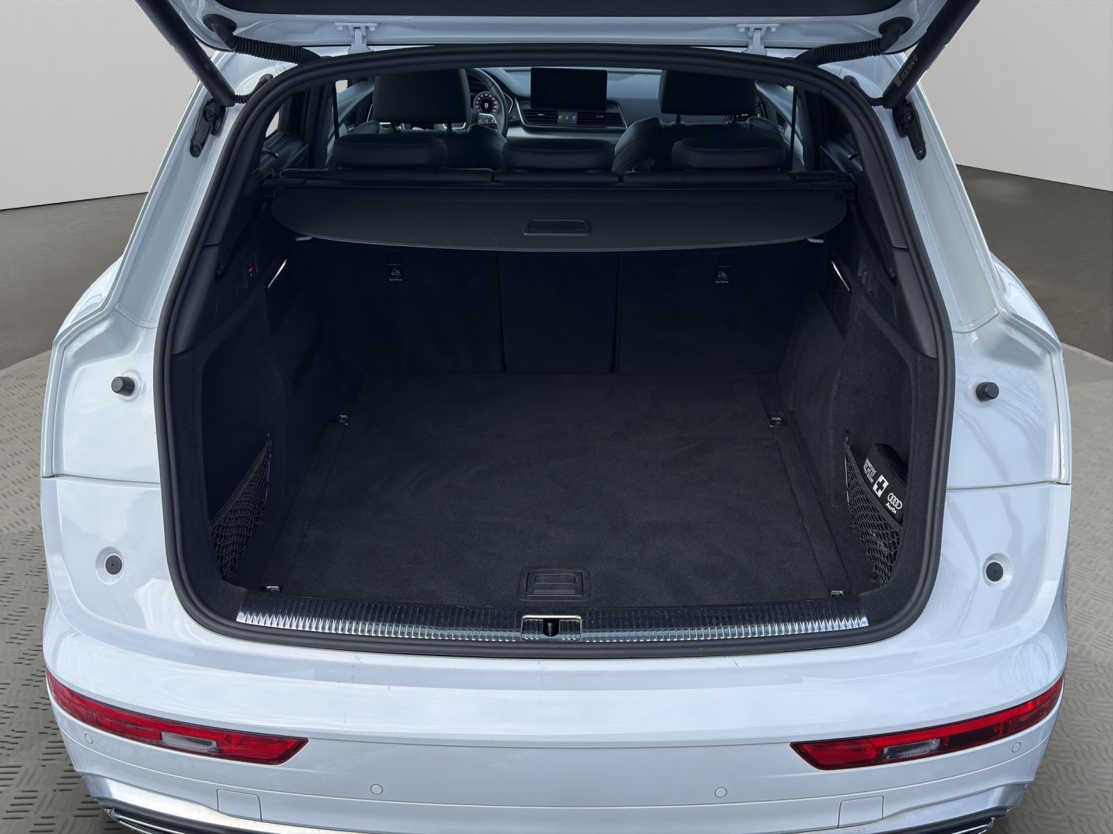 Audi Q5 40 TDI qu. S tronic S line AHK+NAVI+PANO+ACC