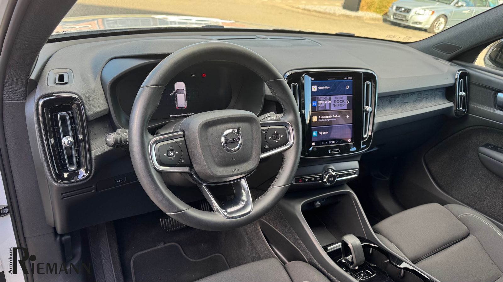 Volvo XC40 Recharge Twin Motor Plus + Winter-Paket