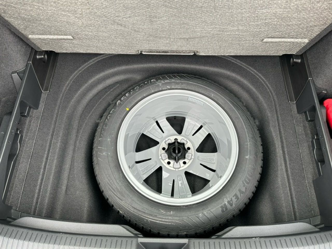 Volkswagen Golf VIII Variant Life 1.5 TSI - Samsaru's Car Outlet