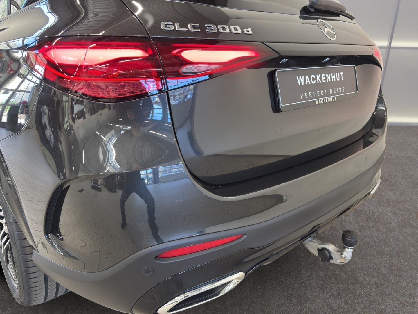 Mercedes-Benz GLC 300 d 4M EDITION AMG LINE NIGHT+AHK+PANO+360