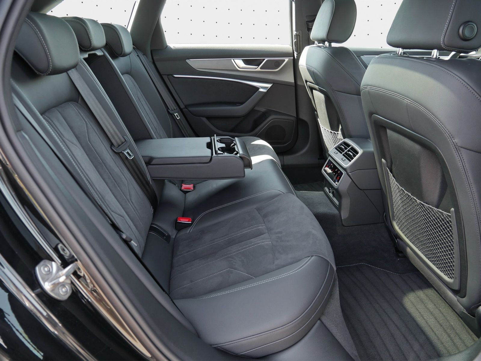 Audi A6 Avant 50 TDI quattro S line - Samsaru's Car Outlet