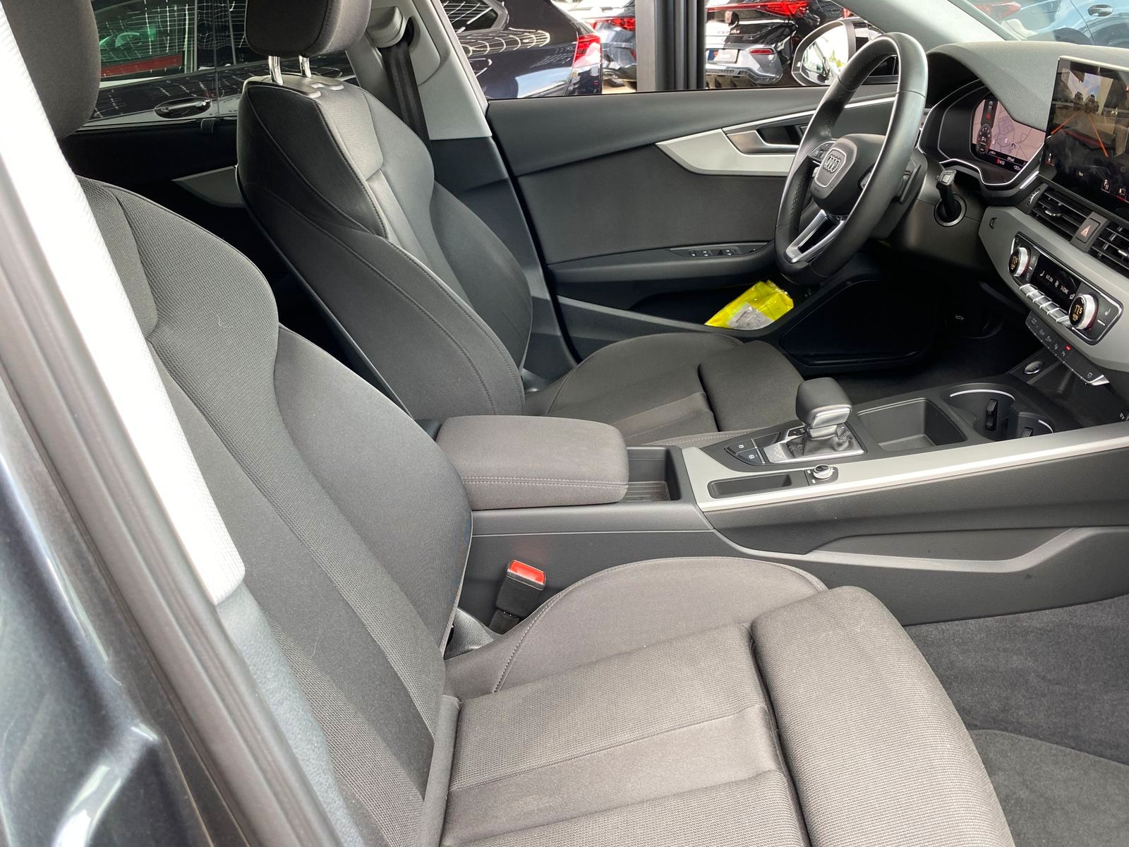 Audi A4 Avant 45 TFSI quattro S line competition +...
