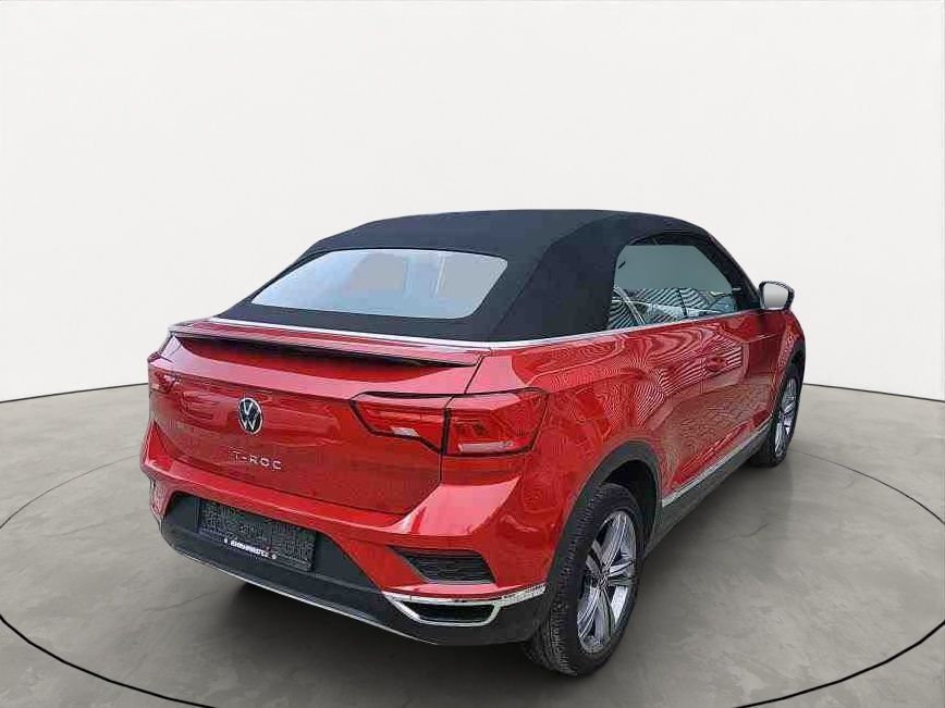 Volkswagen T-Roc 1.5 TSI Style - Samsaru's Car Outlet