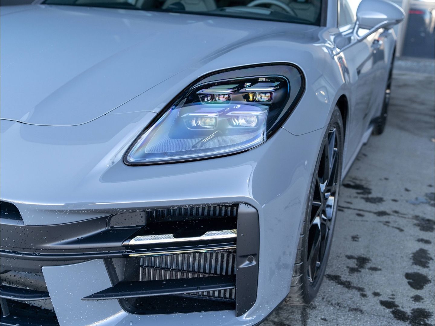 Porsche Panamera 4S E-Hybrid SportDesign HD-Matrix