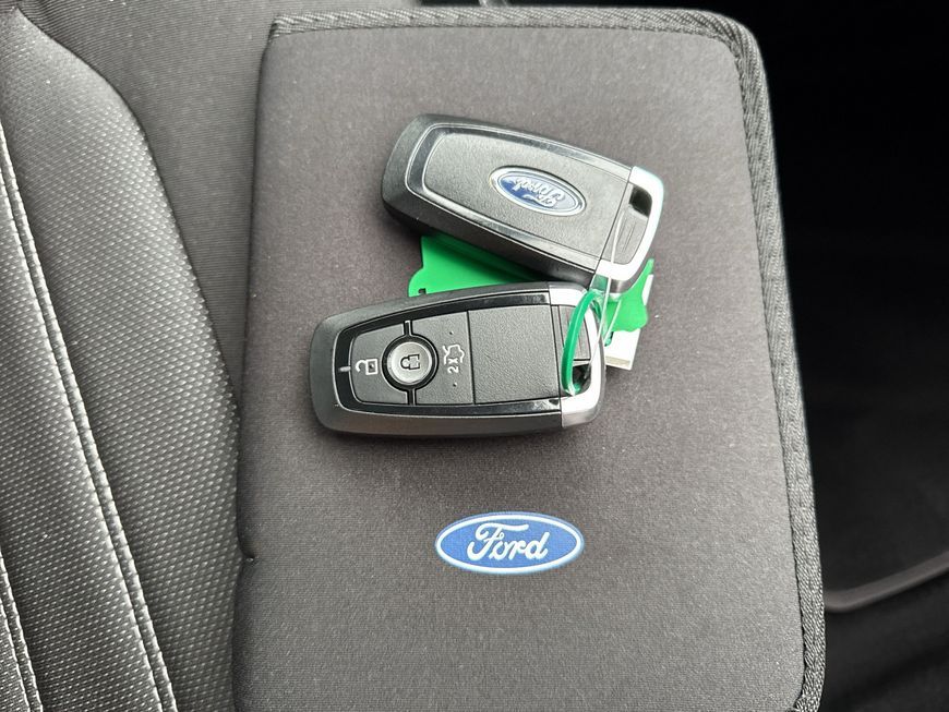 Ford Mondeo Turnier 2.0 Ti-VCT Hybrid Trend - Samsaru's Car Outlet