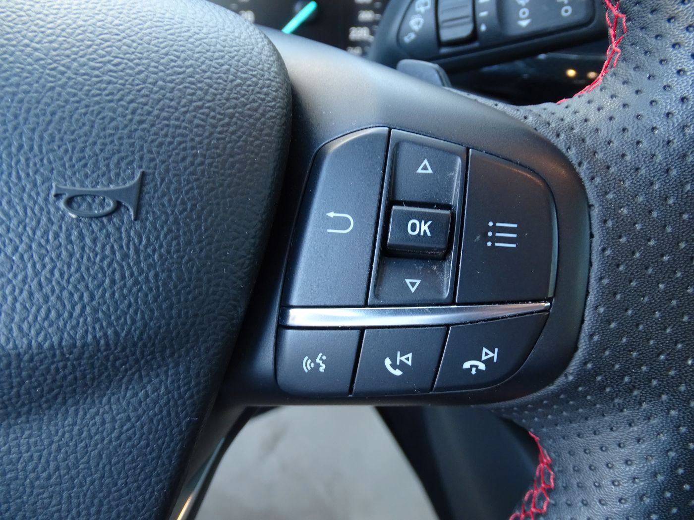Ford Focus Turnier 1.5 EcoBlue ST-Line ACC+LED+Navi