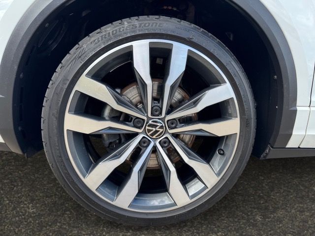Volkswagen T-Roc 1.5 TSI DSG Sport R-Line - Samsaru's Car Outlet