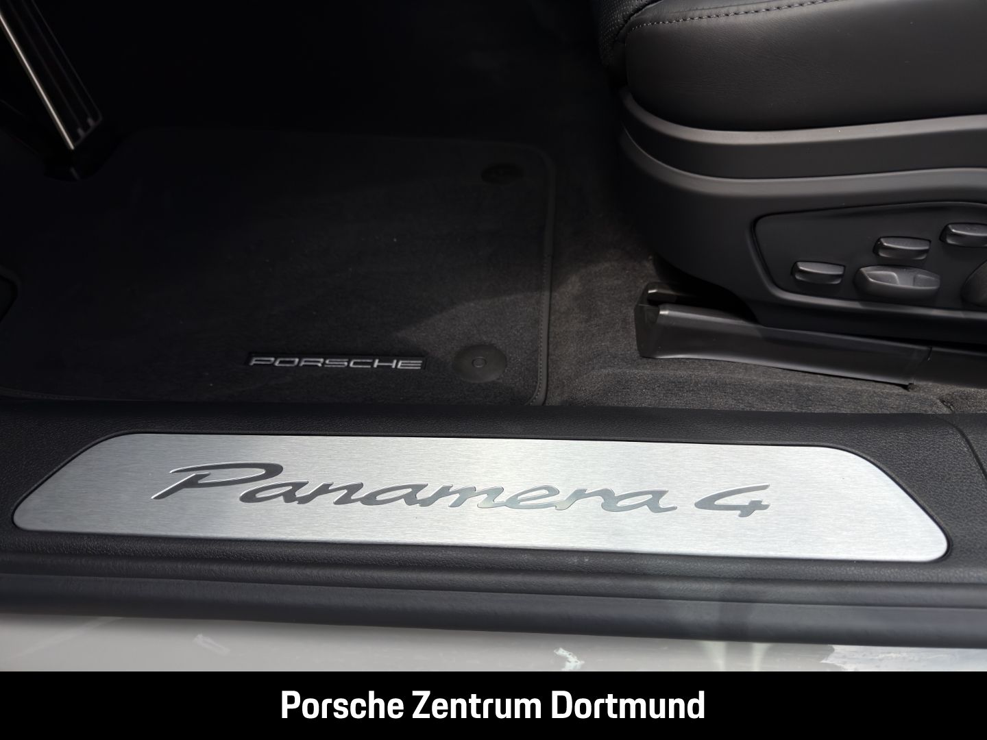 Porsche Panamera 4 E-Hybrid LED-Matrix Surround-View