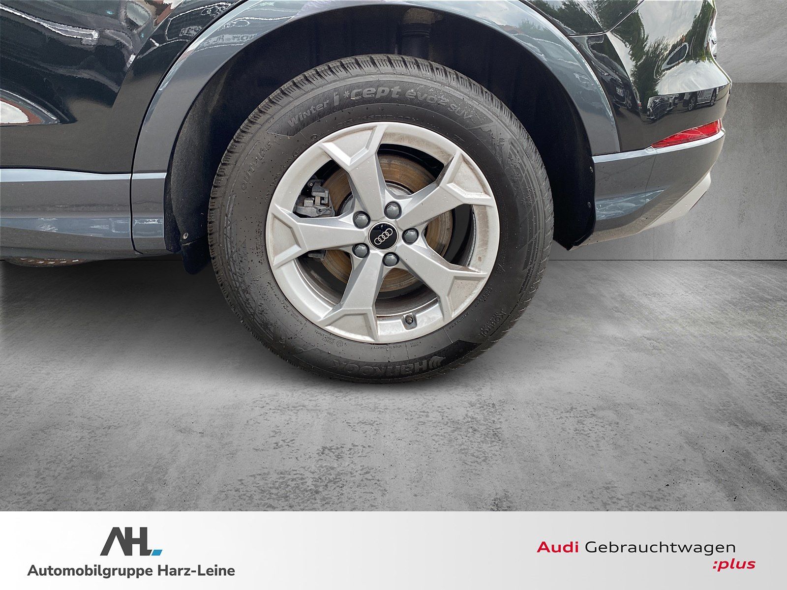 Audi Q3 advanced 40 TFSI quattro S tronic - Samsaru's Car Outlet