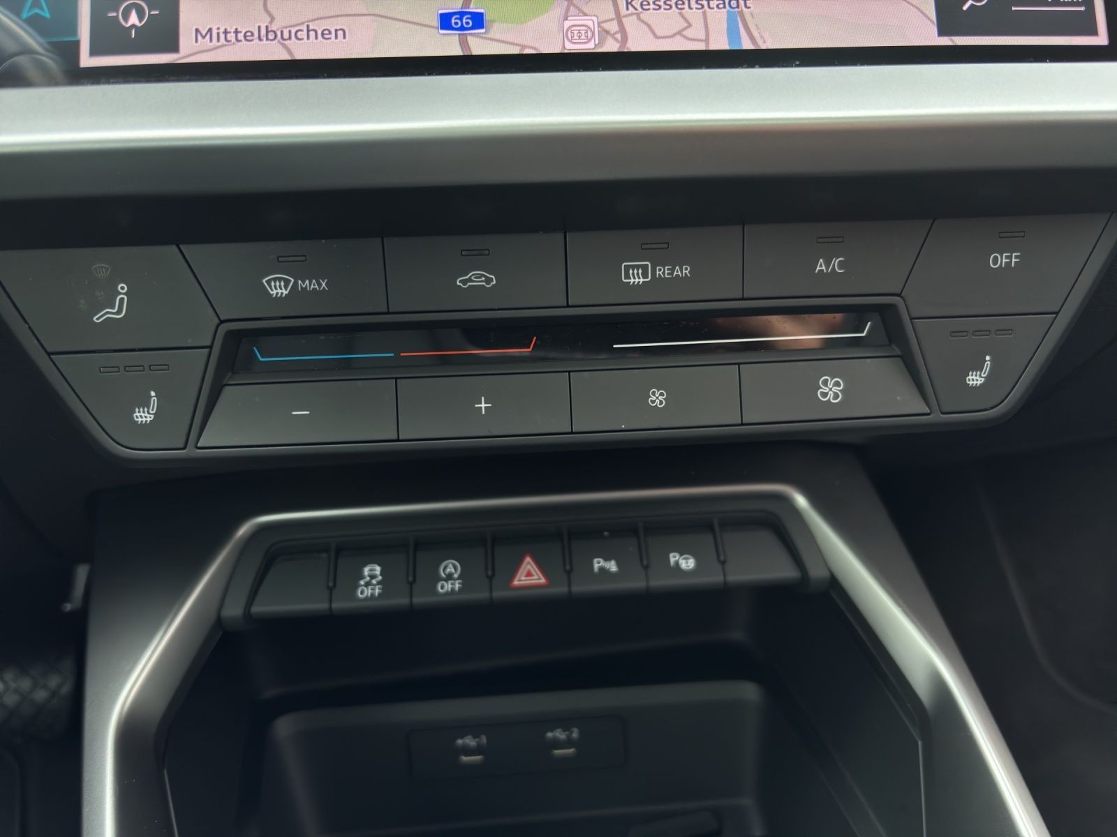 Audi A3 Sportback 35 TFSI S tronic S LINE *PANO*AHK*