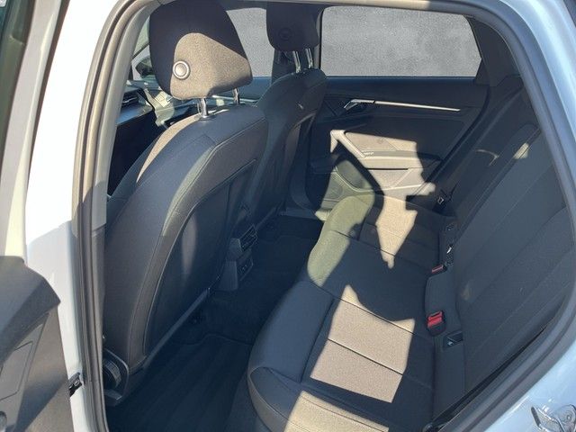 Audi A3 Sportback 40 TFSI e S-tronic S-line AHK LED