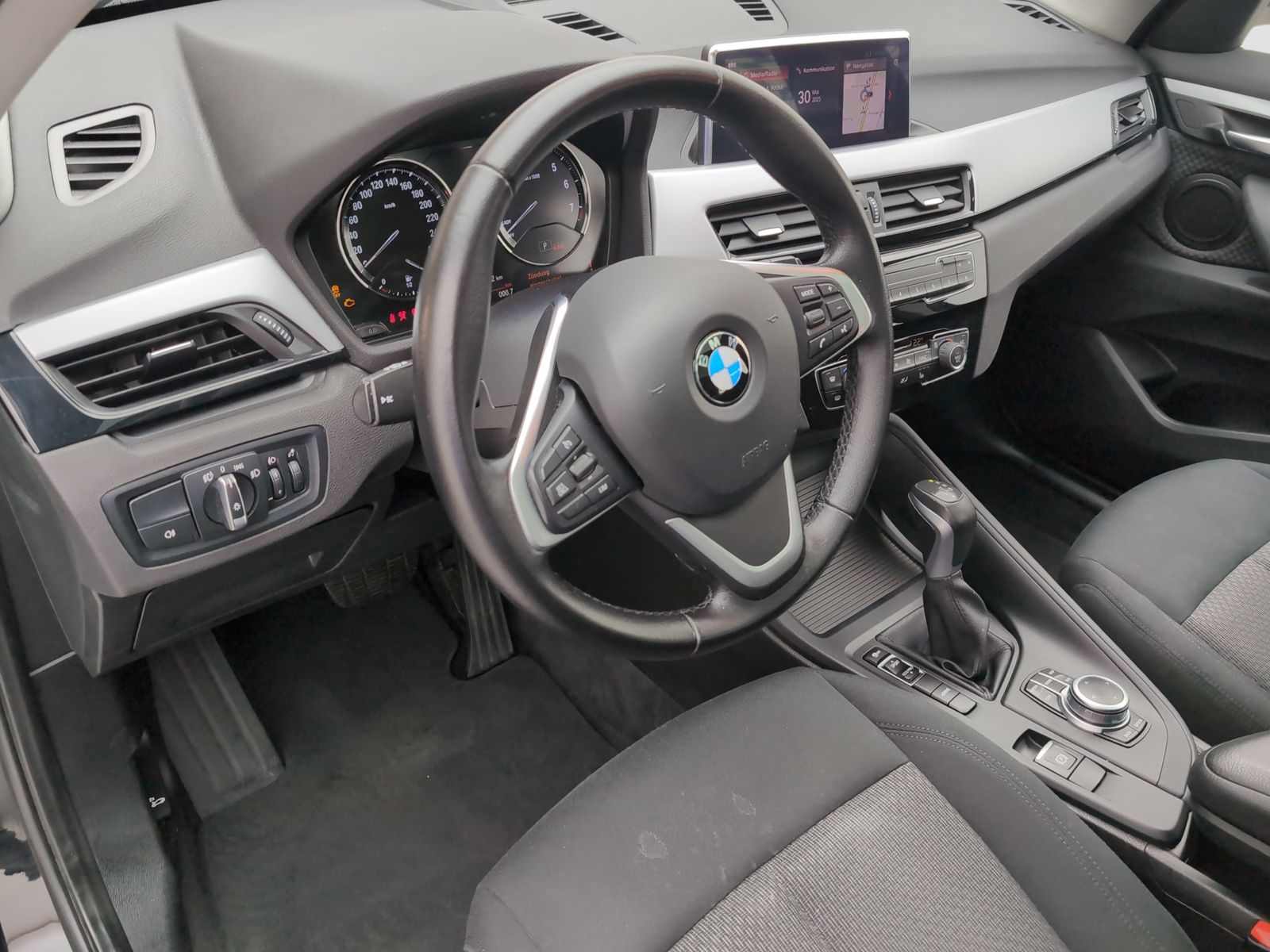 BMW X1 xDrive25e - Samsaru's Car Outlet