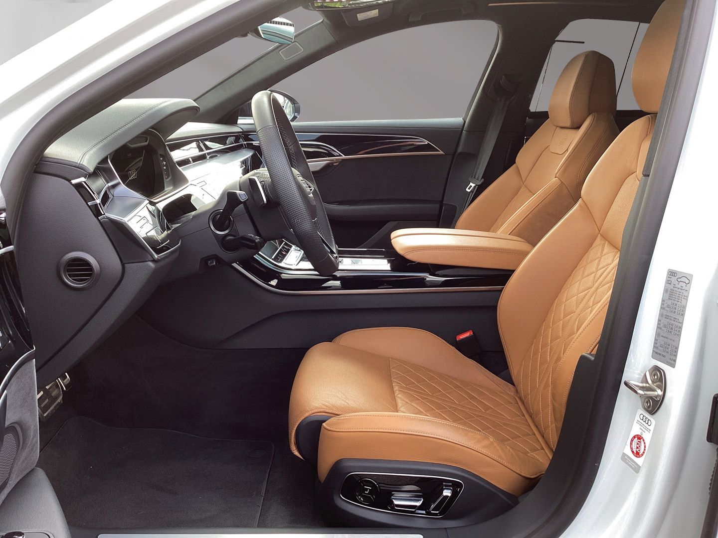 Audi A8 50 TDI quattro S line - Samsaru's Car Outlet