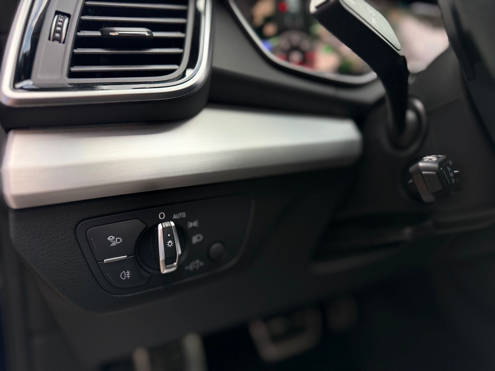 Audi Q5 quattro S-Line/MATRIX/AHK/Pano/Luft/MASSAGE/