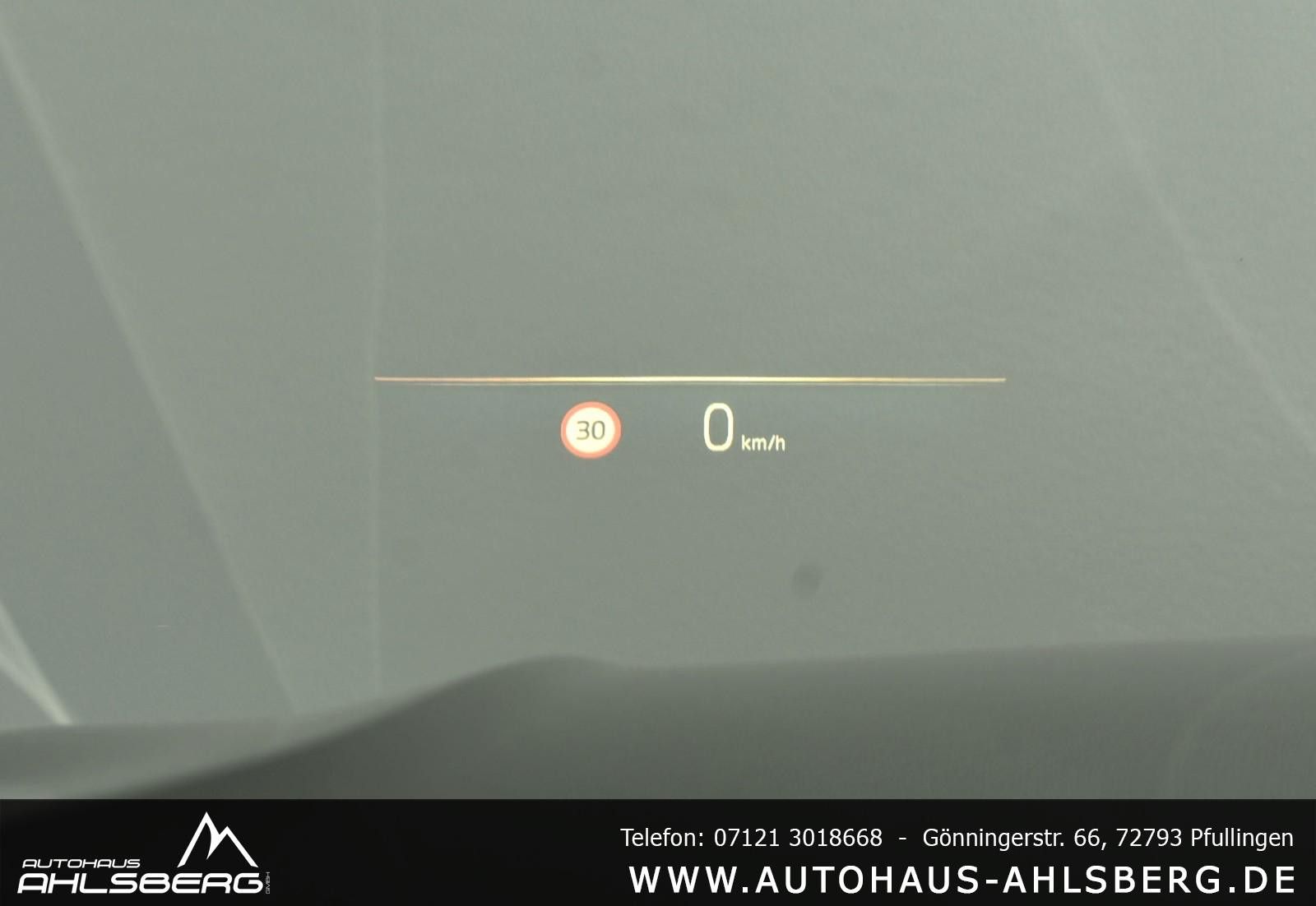 BMW 320 i M SPORT Shadow - Samsaru's Car Outlet