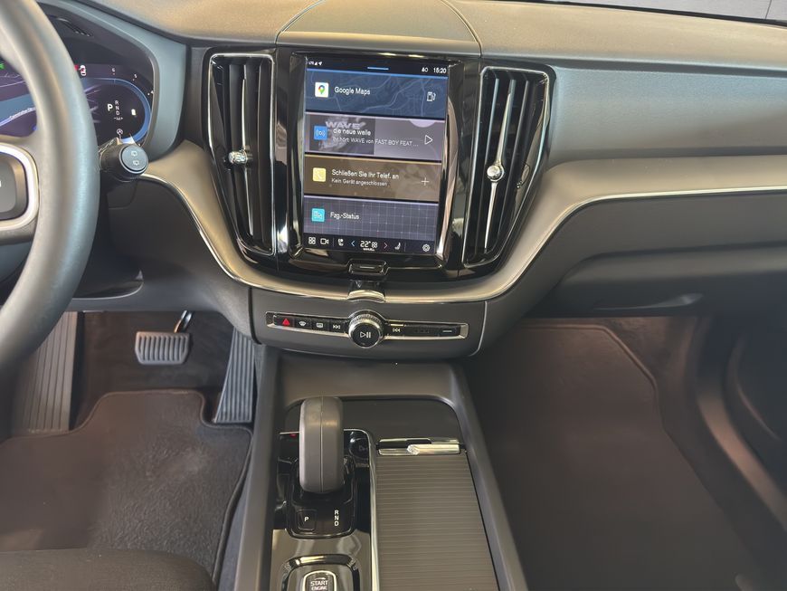 Volvo XC60 B5 D AWD Momentum Pro - Samsaru's Car Outlet