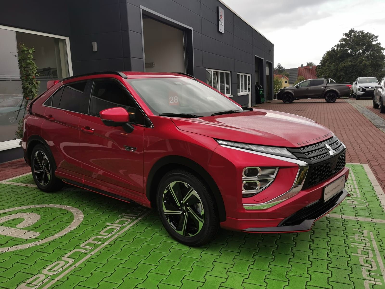 Mitsubishi Eclipse Cross PHEV SELECT//SPORTPAKET PLUS//AHK