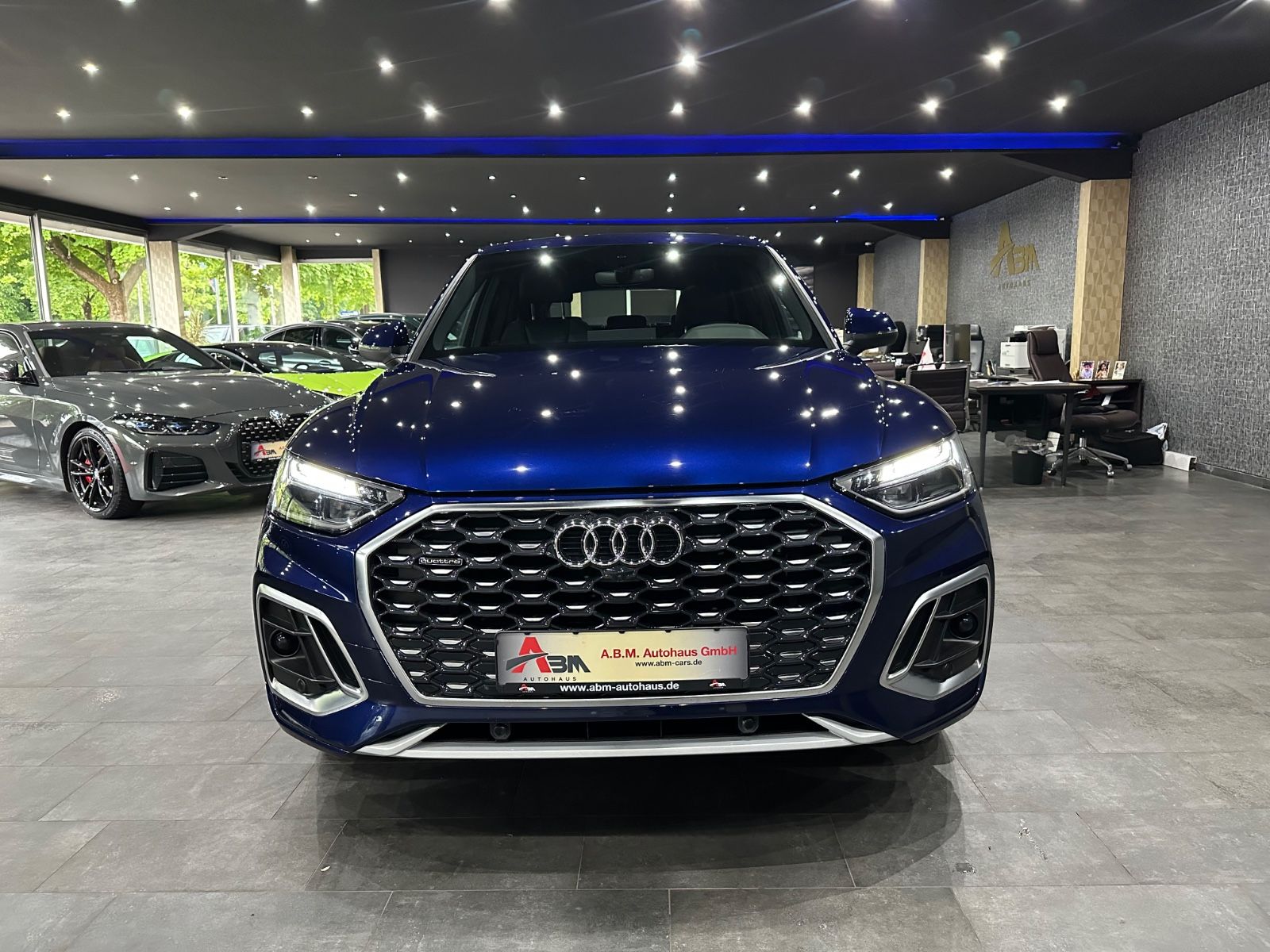 Audi Q5 Sportback 40 TDI quattro S line - Samsaru's Car Outlet