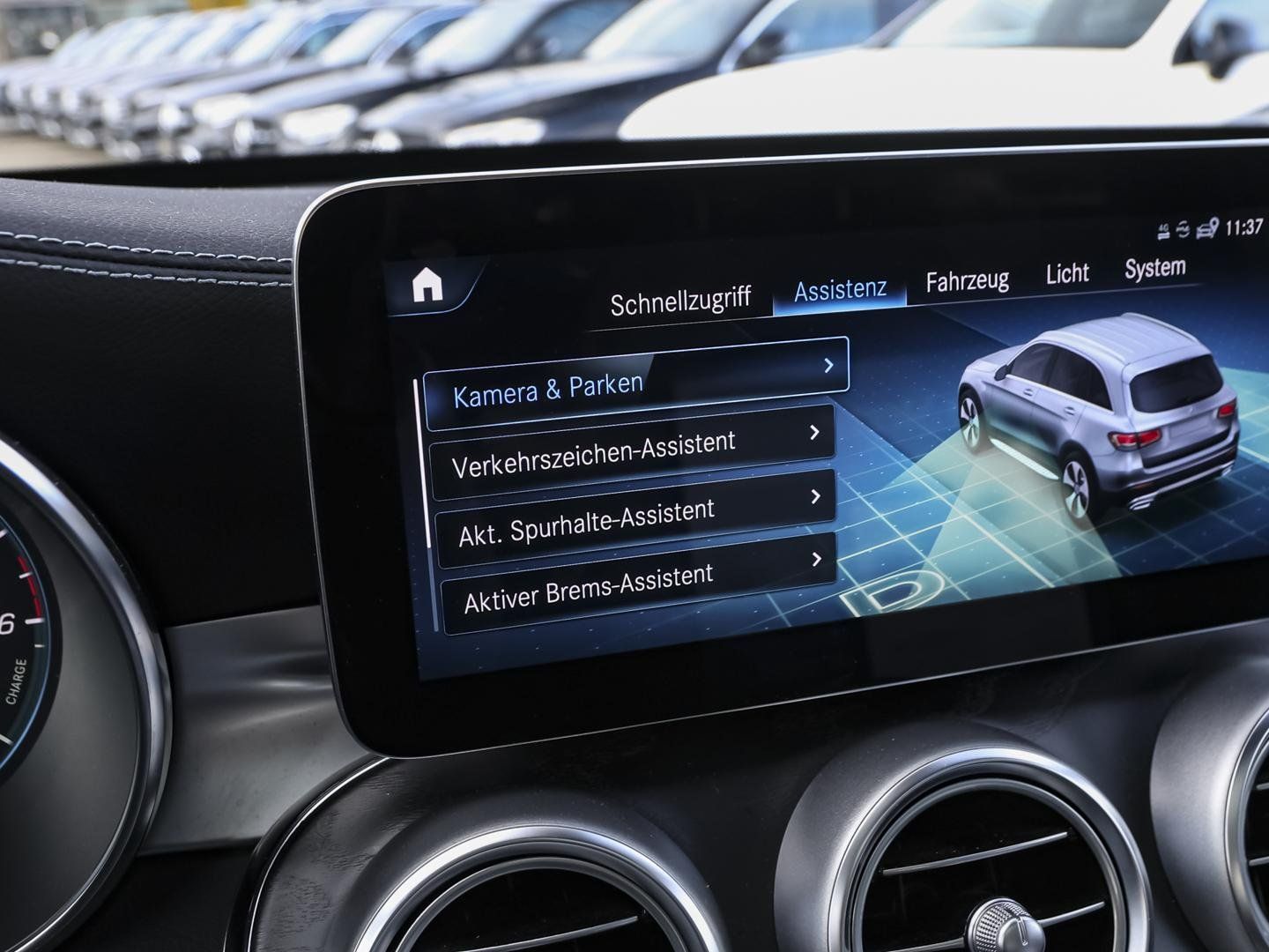 Mercedes-Benz GLC 300 de 4M Panorama Distronic Kamera LED AHK